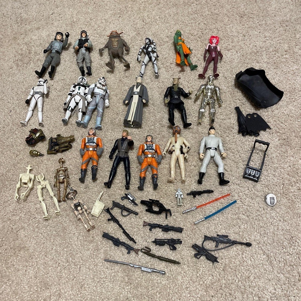 Vintage Kenner Star Wars action figures and weapons Stormtroopers, C-3PO, Alien